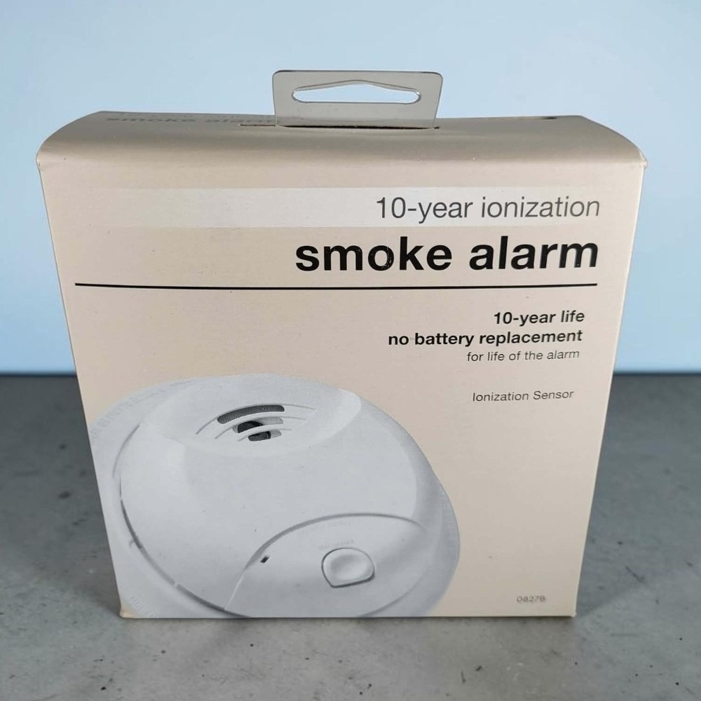 BRK Brands 0827B‎ 10-Year Ionization Smoke Alarm Battery Operated